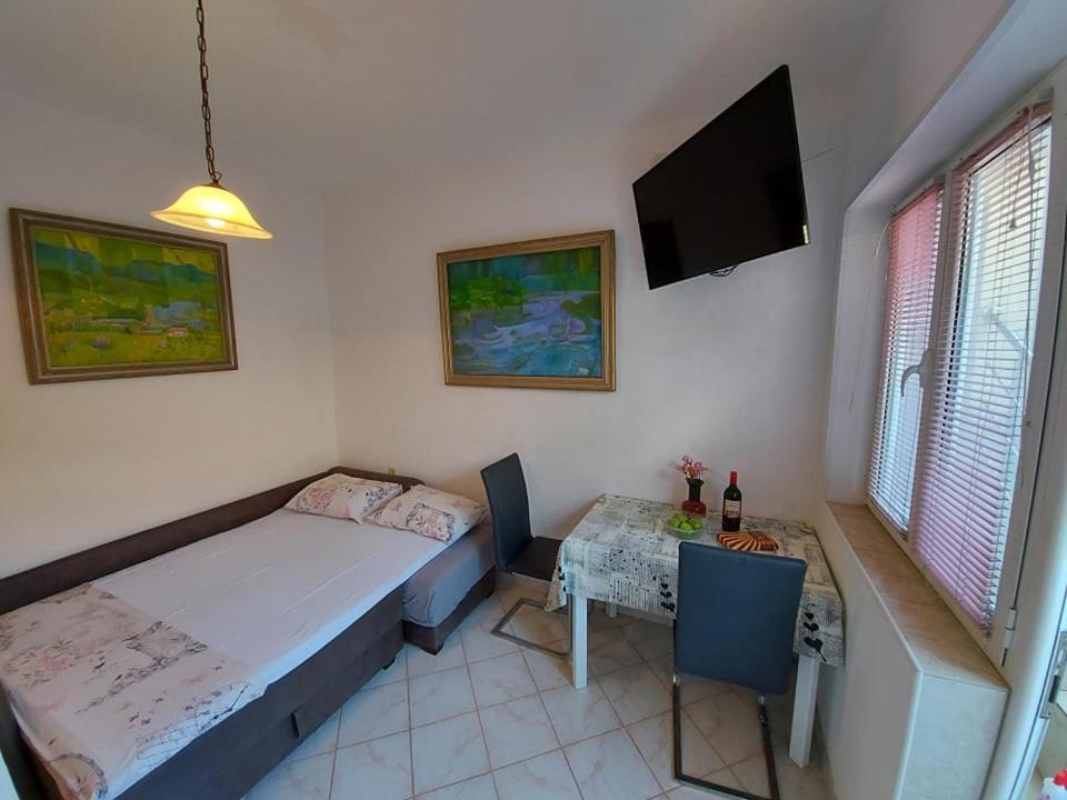 Guest House Ivana Igalo Exterior photo