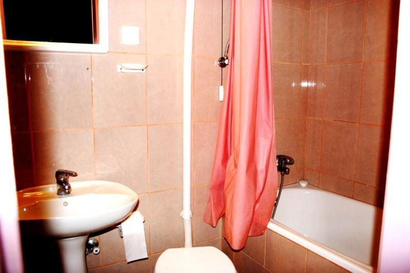 Guest House Ivana Igalo Exterior photo